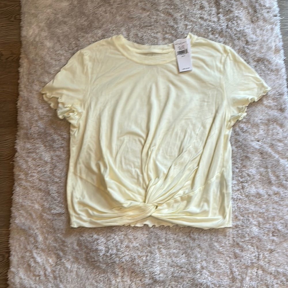 NWT. American Eagle light yellow twist front tee.  Size small.